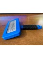 Shires Ezi-Groom Brush image 3