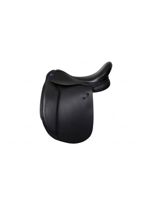 Equinox Dressage image 1